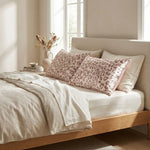 Taie d'oreiller soie Léopard Rose - Vignette | Maison Cotolune