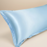 Taie de traversin en satin Bleu - Vignette | Maison Cotolune