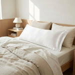 Taie de traversin en satin Blanc - Vignette | Maison Cotolune